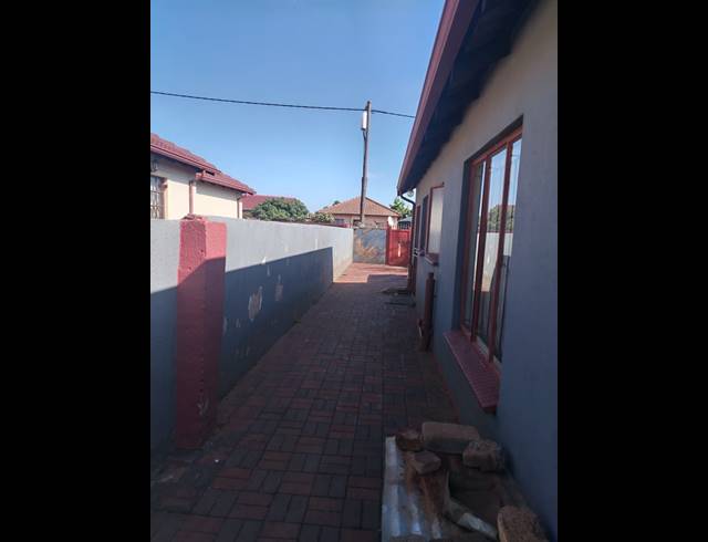 3 BEDROOM HOUSE FOR SALE IN SOSHANGUVE B